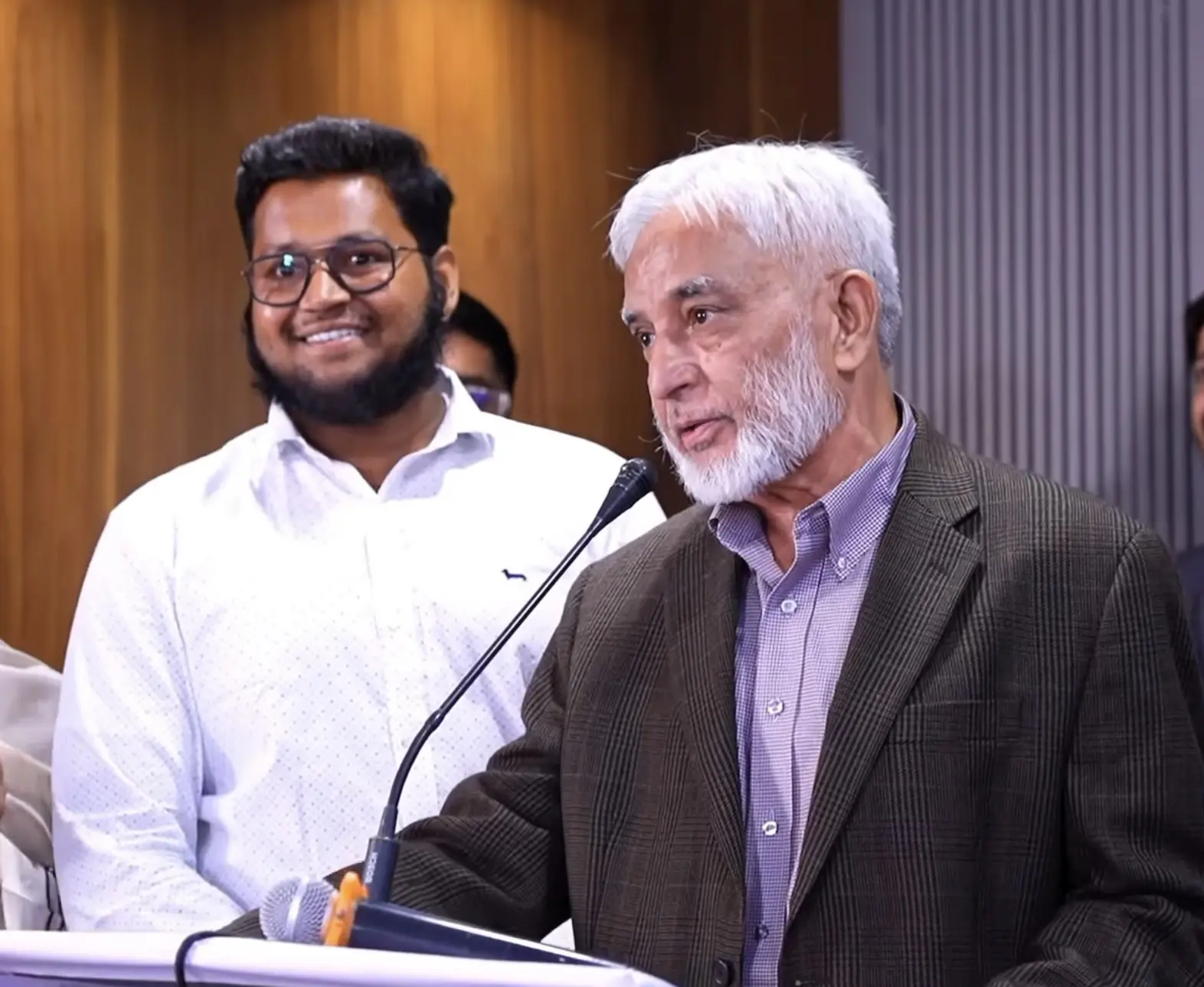 Mohd Abu Sayeed beside Syed Mazharuddin Hussaini at SD Hub ASCEND 2026